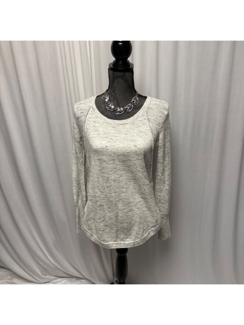 RD Style Sweater Womens Small Gray Knit Long Sleeve Cozy Soft Top